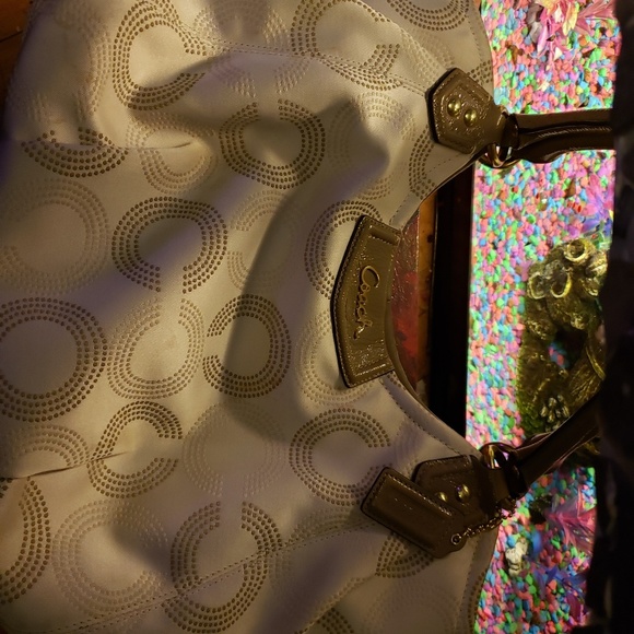 Coach purse - Picture 1 of 3